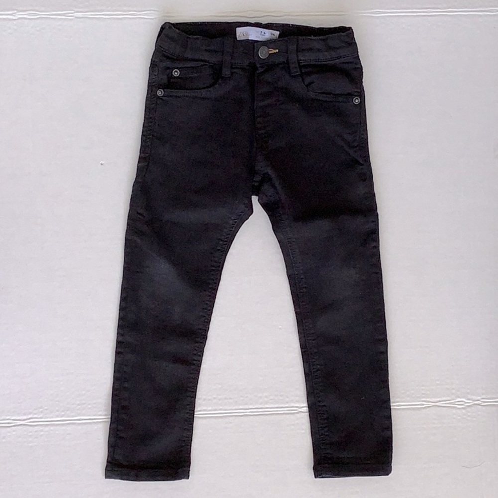 Zara Boy’s Denim Color Black Jeans Size: 3-4 Years